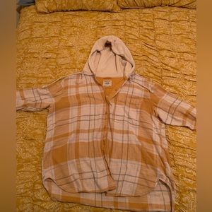 American Eagle Mustard Yellow Hooded Flannel